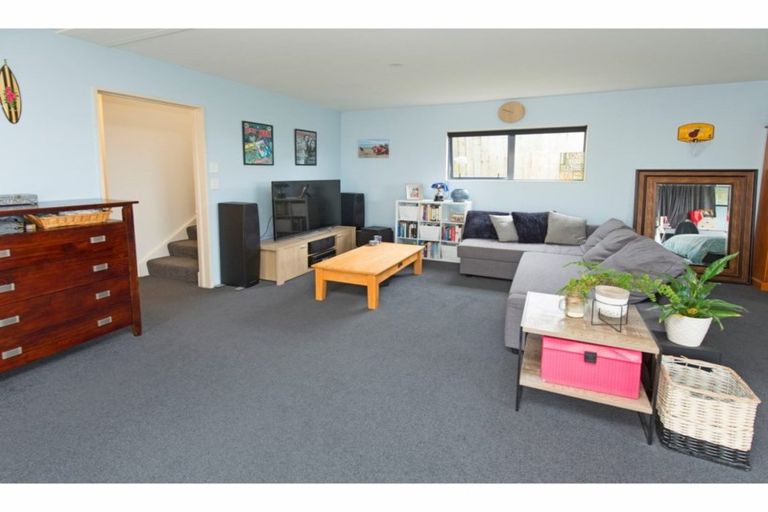 Photo of property in 62 Stanmore Bay Road, Stanmore Bay, Whangaparaoa, 0932