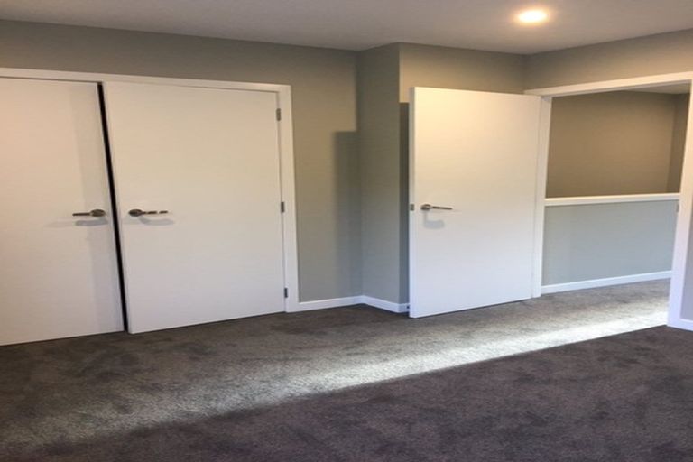 Photo of property in 28b Freyberg Street, Waterloo, Lower Hutt, 5011