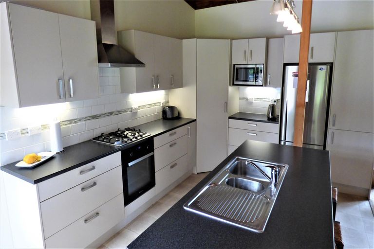 Photo of property in 42 Kendall Road, Kerikeri, 0230