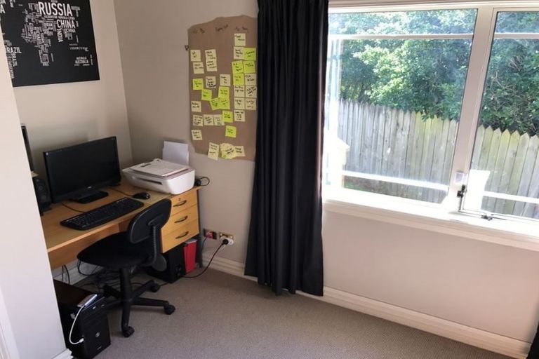 Photo of property in 294a Main Road, Tawa, Wellington, 5028