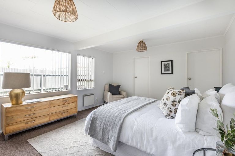 Photo of property in 32 Duckworth Crescent, Greenmeadows, Napier, 4112