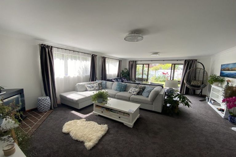 Photo of property in 27 Surrey Street, Taradale, Napier, 4112