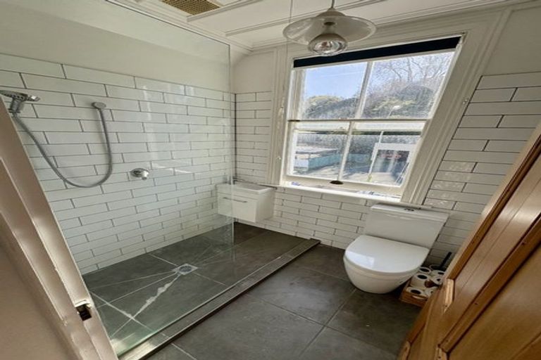 Photo of property in 31 Coote Road, Bluff Hill, Napier, 4110