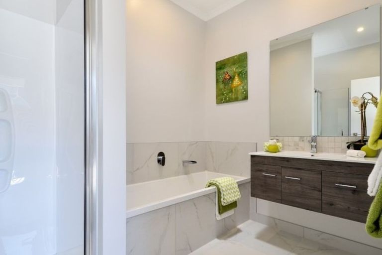 Photo of property in 19 Chaffinch Road, Hobsonville, Auckland, 0616