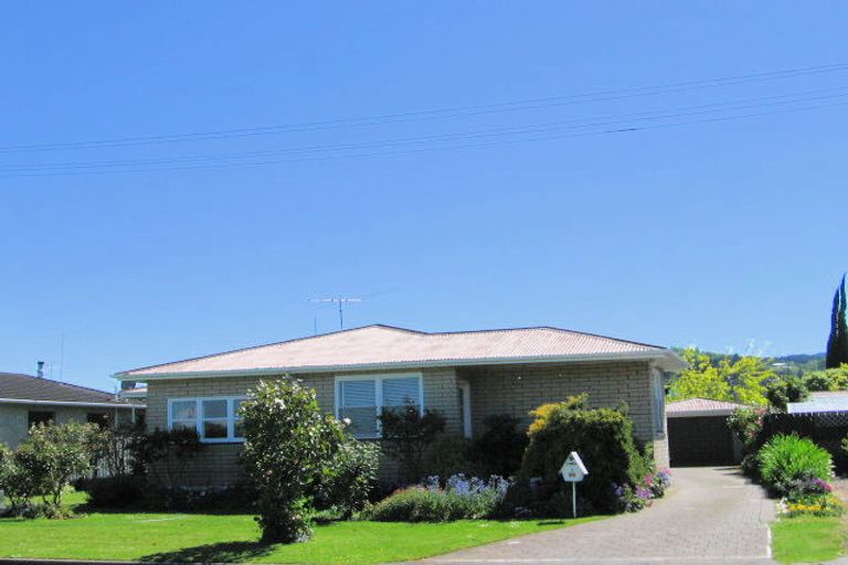Photo of property in 3 Emily Street, Riverdale, Gisborne, 4010