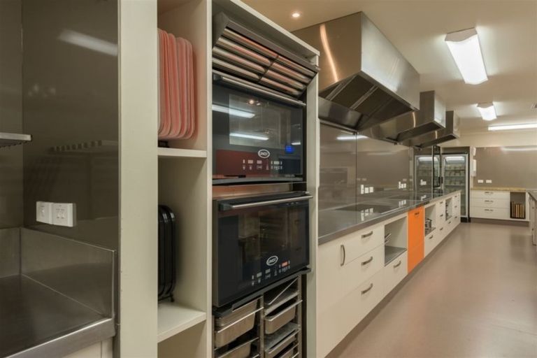 Photo of property in 2 Cochrane Drive, Kerikeri, 0230