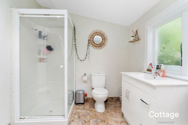 Photo of property in 94 Derwent Street, Island Bay, Wellington, 6023