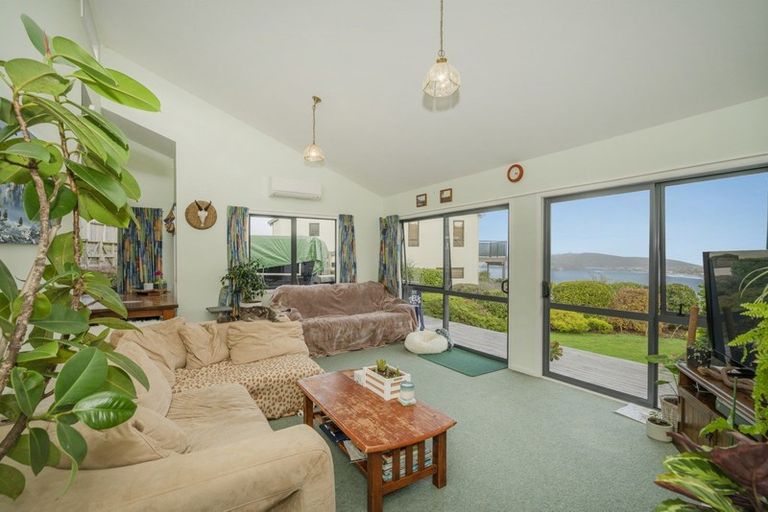 Photo of property in 9 Christa Court, Whitianga, 3510