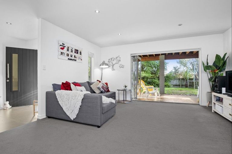 Photo of property in 75 Kitchener Road, Pukekohe, 2120