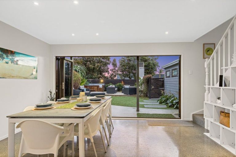 Photo of property in 12 Shamrock Crest, Omaha, 0986