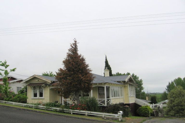 Photo of property in 69 Willoughby Street, Paeroa, 3600