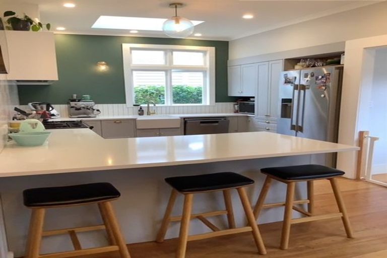 Photo of property in 49 Kensington Avenue, Petone, Lower Hutt, 5012