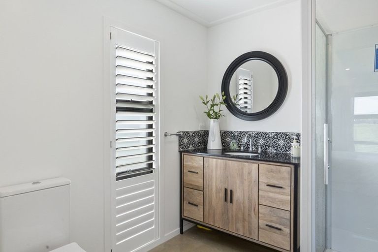 Photo of property in 25 Margot Lane, Matangi, Hamilton, 3283