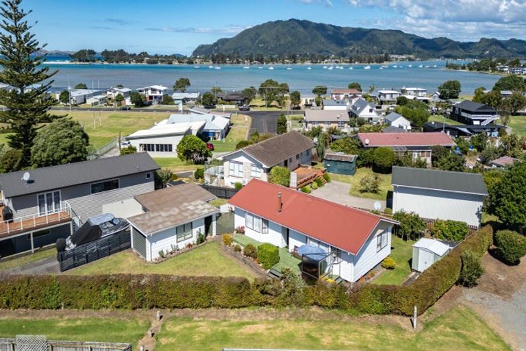 Photo of property in 14 Tokoroa Road, Tairua, 3508