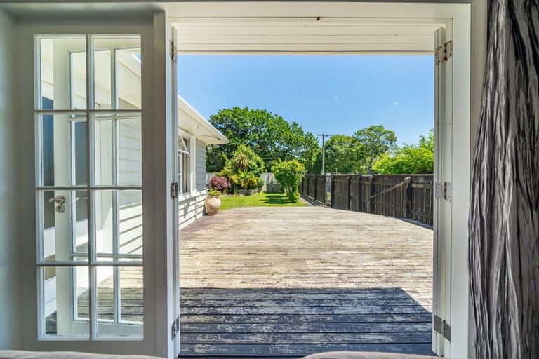 Photo of property in 63 Ward Street, Wallaceville, Upper Hutt, 5018