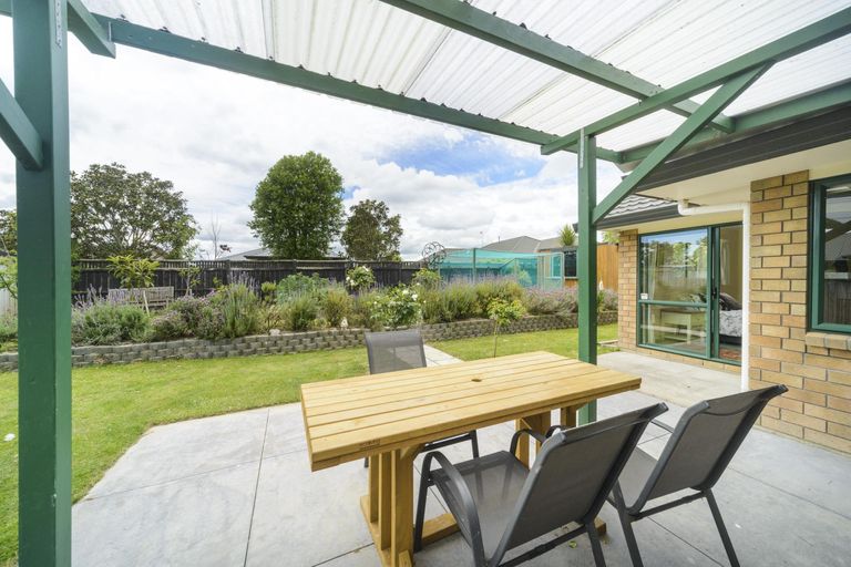 Photo of property in 157 Ruapehu Drive, Fitzherbert, Palmerston North, 4410