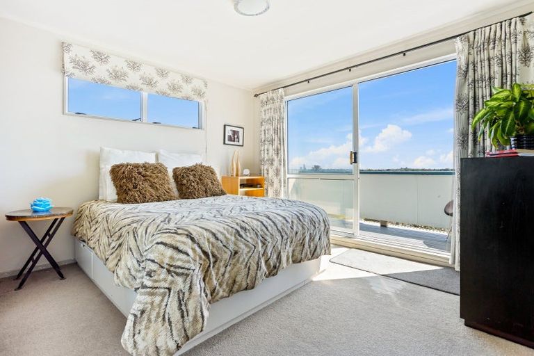Photo of property in 150 Calliope Road, Stanley Point, Auckland, 0624