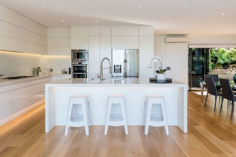 Photo of property in 88 Cockle Bay Road, Cockle Bay, Auckland, 2014