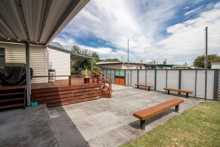 Photo of property in 30 Willoughby Street, Paeroa, 3600
