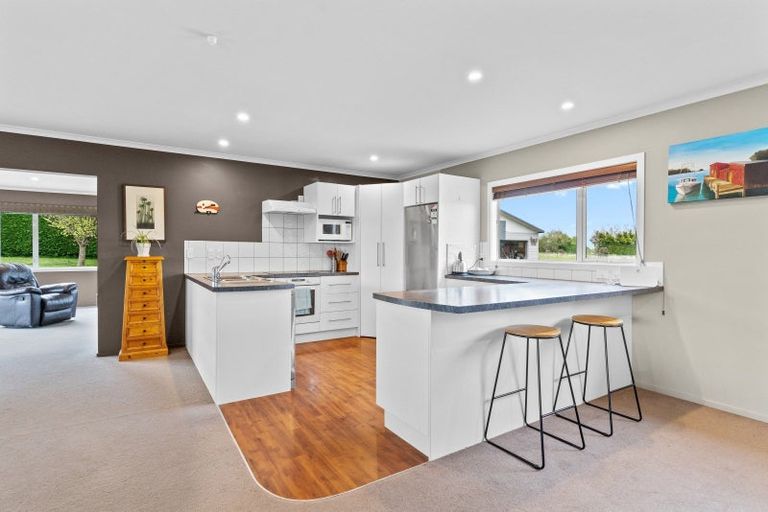 Photo of property in 99 Centre Bush Otapiri Road, Centre Bush, Winton, 9782