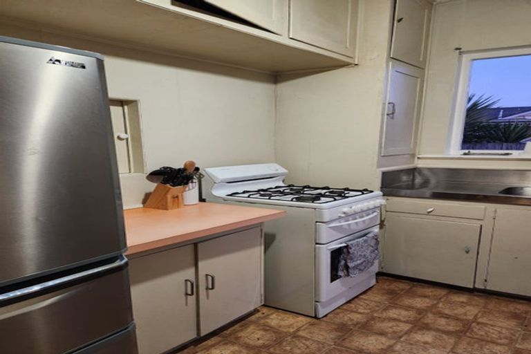 Photo of property in 2 Empire Street, Frankton, Hamilton, 3204