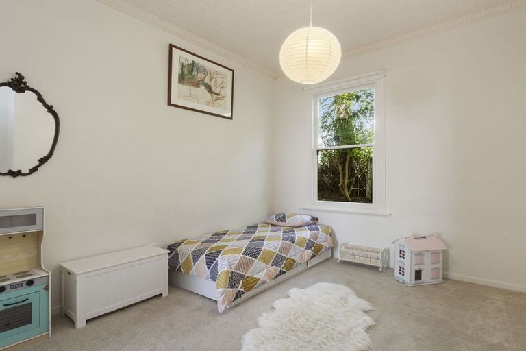 Photo of property in 52 Hazel Avenue, Caversham, Dunedin, 9012