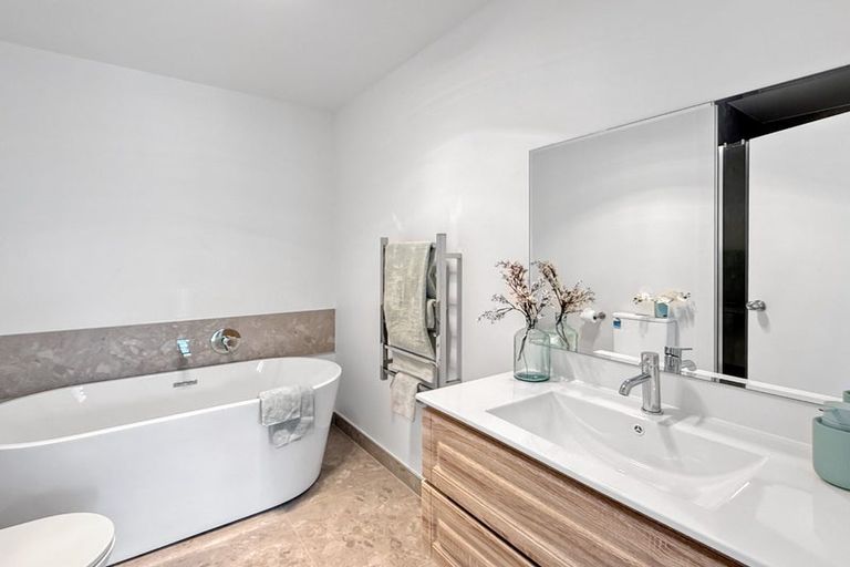 Photo of property in 6a Goodwin Drive, Rosehill, Papakura, 2113