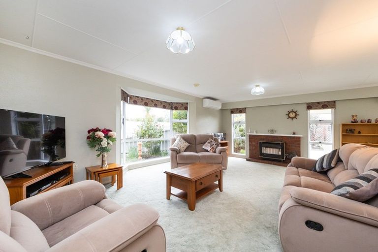 Photo of property in 14 Ferndale Place, Feilding, 4702