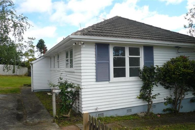 Photo of property in 8 Nutsey Avenue, Northcote, Auckland, 0627
