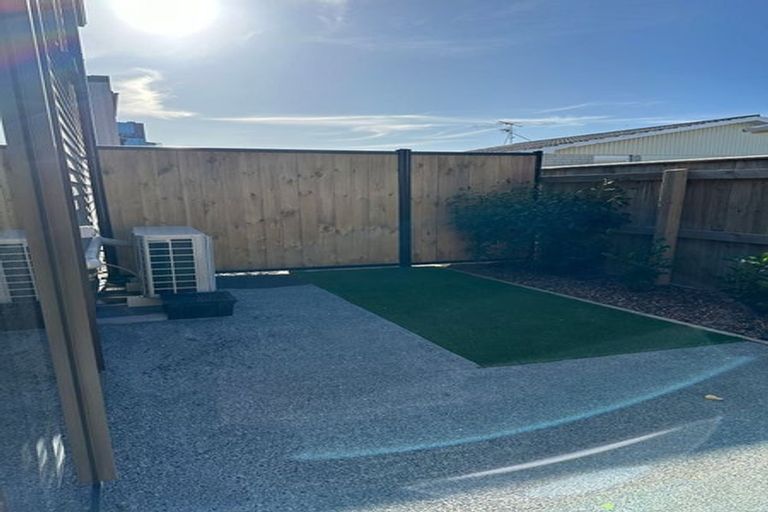 Photo of property in 3e Scanlen Terrace, Kelston, Auckland, 0602