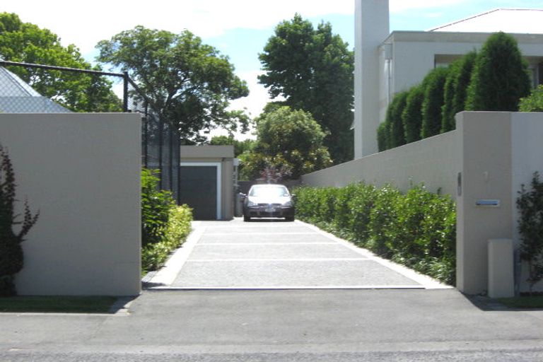 Photo of property in 1 Wairarapa Terrace, Merivale, Christchurch, 8014