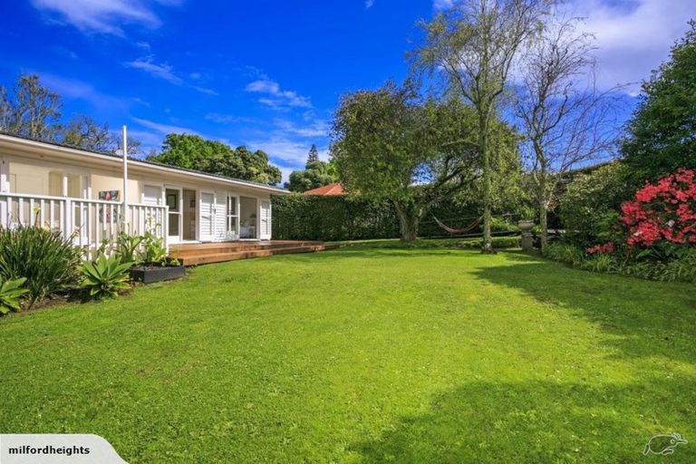 Photo of property in 19a Waterloo Road, Milford, Auckland, 0620