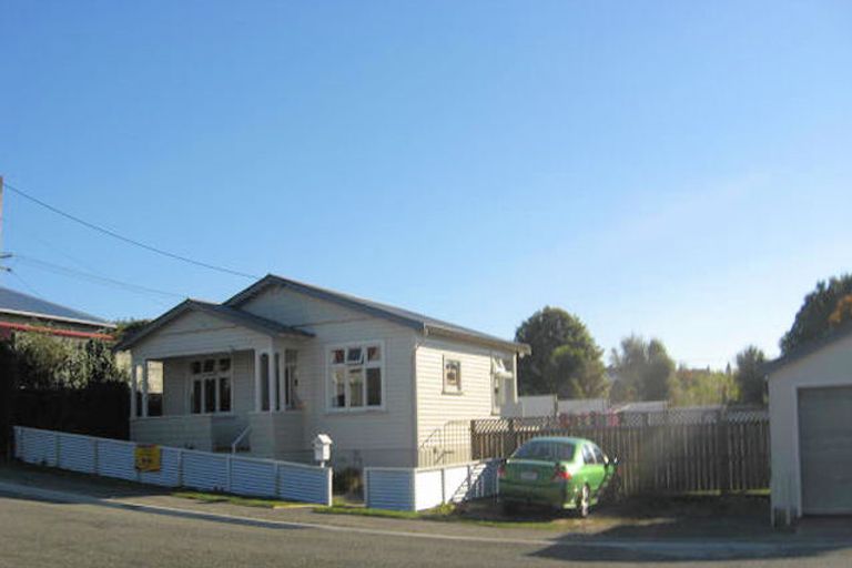 Photo of property in 42a Till Street, South Hill, Oamaru, 9400