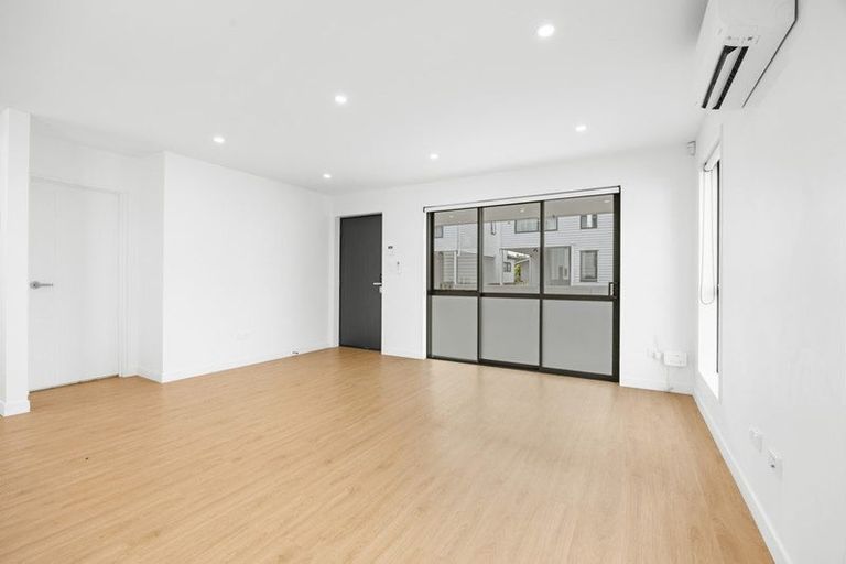 Photo of property in 10/62 Coxhead Road, Manurewa, Auckland, 2102