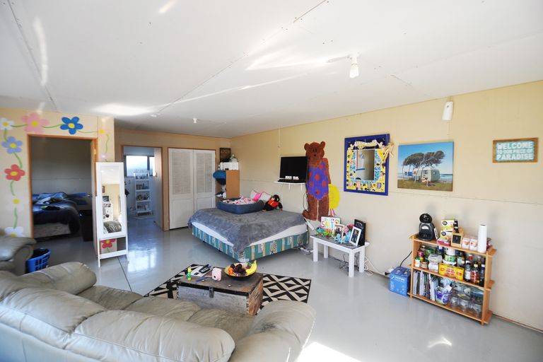 Photo of property in 7 Cumberland Street, Leigh, 0985