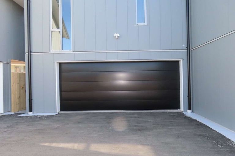 Photo of property in 6/246 Marine Parade, New Brighton, Christchurch, 8061