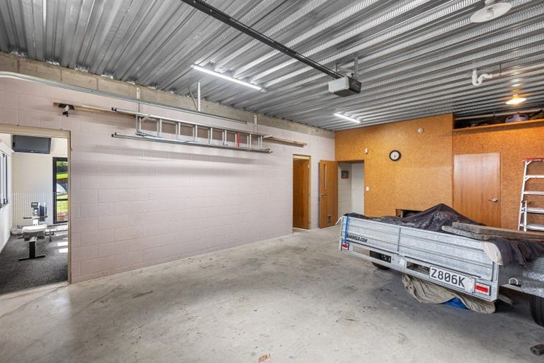 Photo of property in 132 Waikite Road, Welcome Bay, Tauranga, 3175