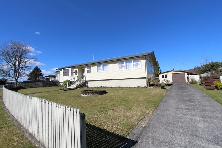 Photo of property in 8 Wairoa Place, Tokoroa, 3420