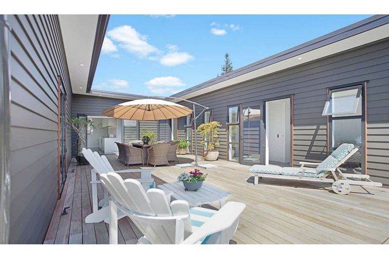 Photo of property in 3 Tareha Place, Kerikeri, 0230