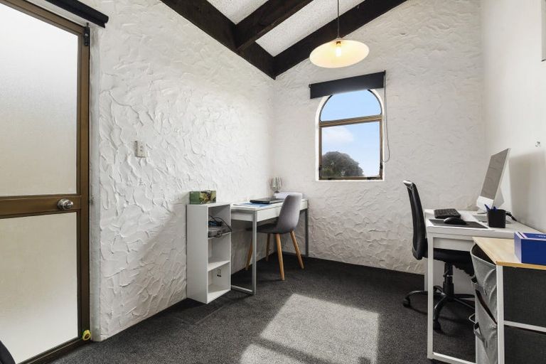 Photo of property in 19 Neri Crescent, Pomare, Rotorua, 3015