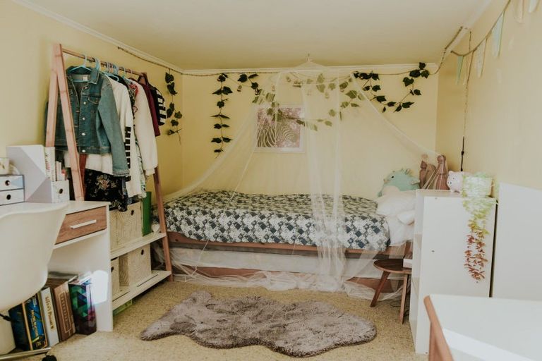 Photo of property in 45 Milton Terrace, Picton, 7220