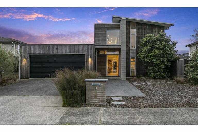 Photo of property in 11 Kelmore Place, Schnapper Rock, Auckland, 0632