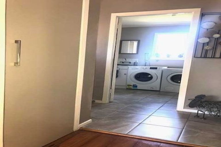 Photo of property in 146 Queen Street, Pukekohe, 2120