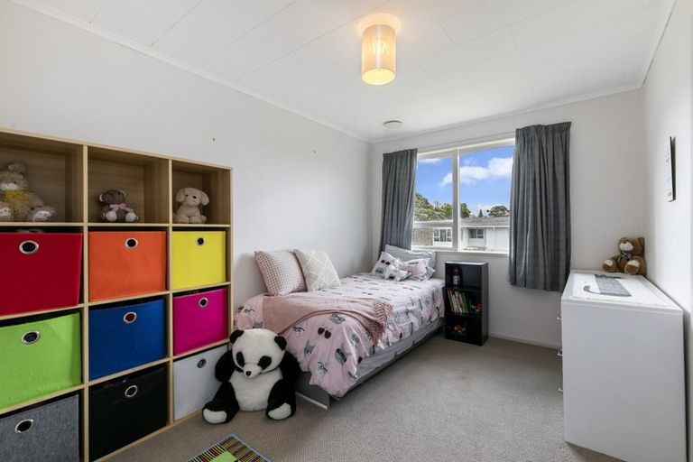 Photo of property in 16 Otira Grove, Kelson, Lower Hutt, 5010