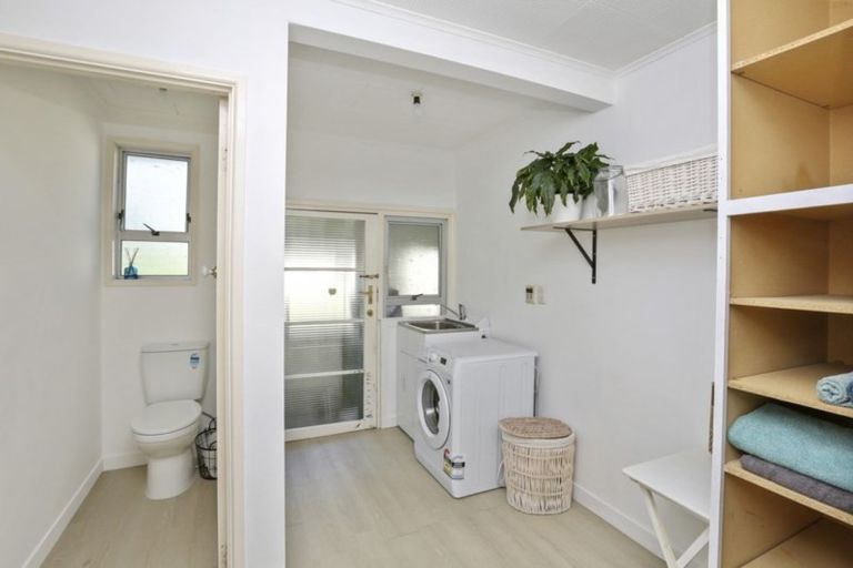 Photo of property in 193 Tukapa Street, Westown, New Plymouth, 4310