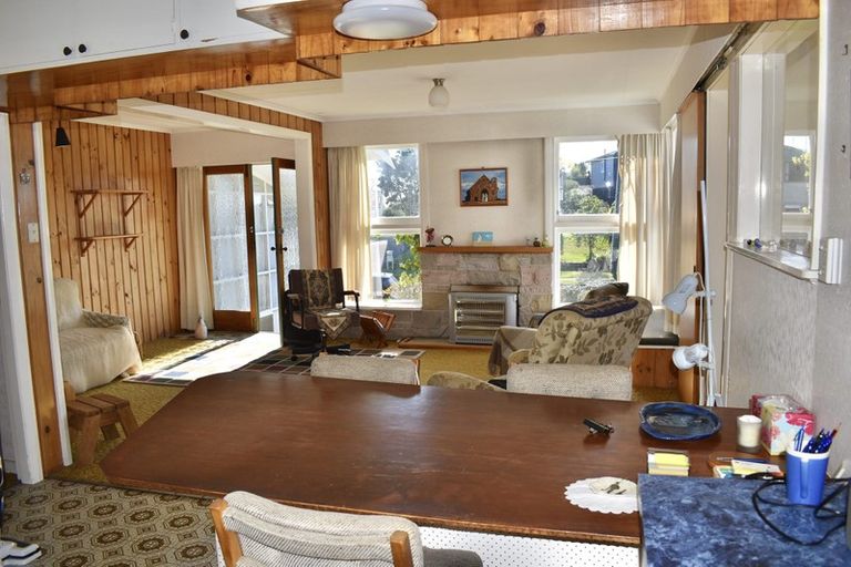 Photo of property in 4 Mahoe Street, Otaki Beach, Otaki, 5512