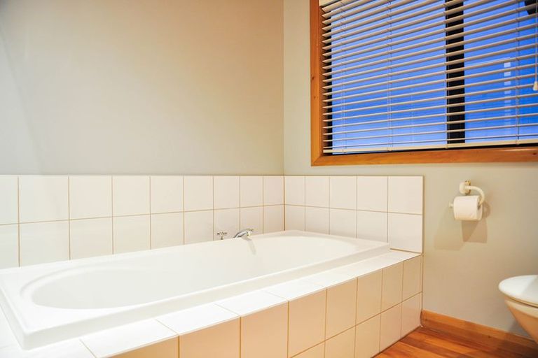 Photo of property in 31a Fifeshire Crescent, Stepneyville, Nelson, 7010