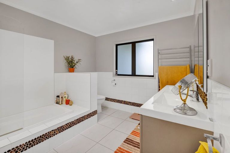 Photo of property in 79 Sole Road, Ngaere, Stratford, 4393