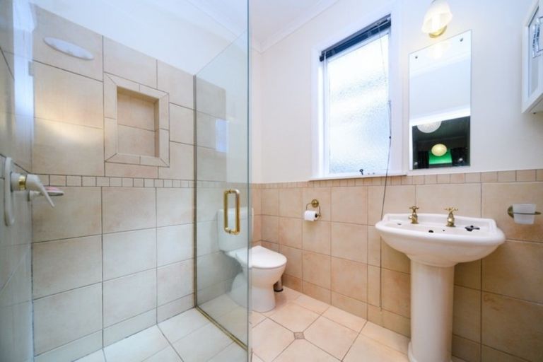 Photo of property in 32 Colombo Street, Hokowhitu, Palmerston North, 4410