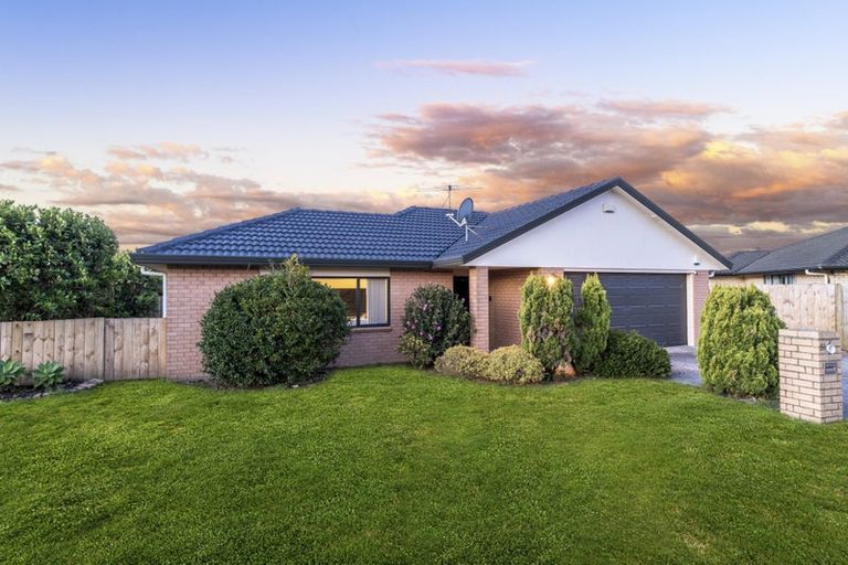 Photo of property in 51 Semillon Avenue, Henderson, Auckland, 0612